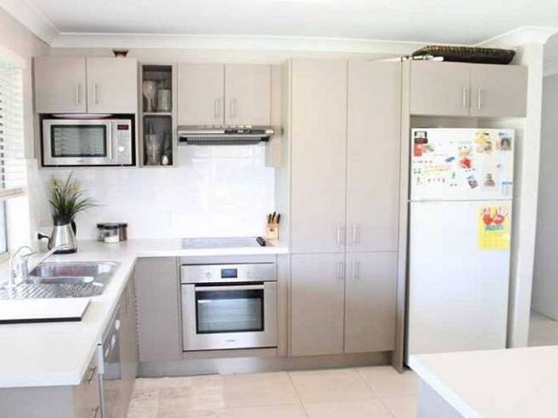 4 Pinkwood Court, Yamanto QLD 4305