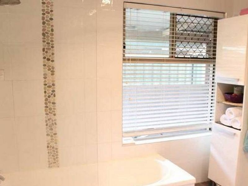 4 Pinkwood Court, Yamanto QLD 4305