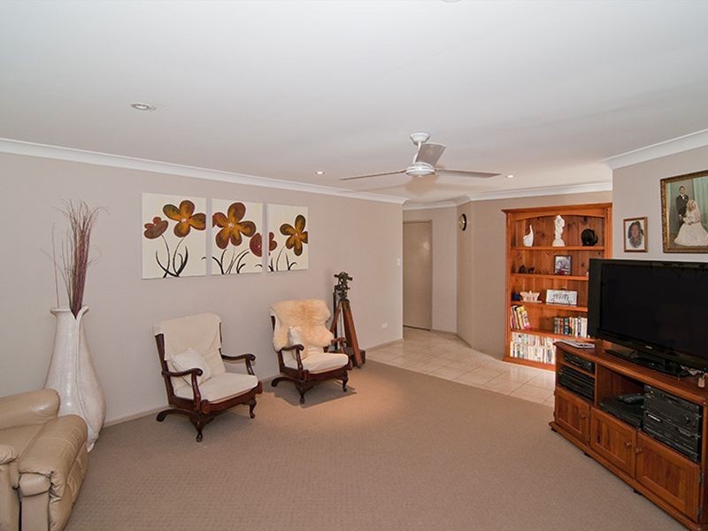 310 Whitehill Road, Flinders View QLD 4305