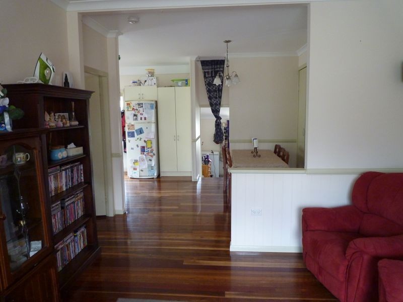 16 Vineyard street, One Mile QLD 4305