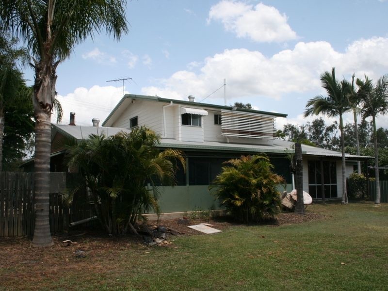 28-30 Hall Street, Yamanto QLD 4305