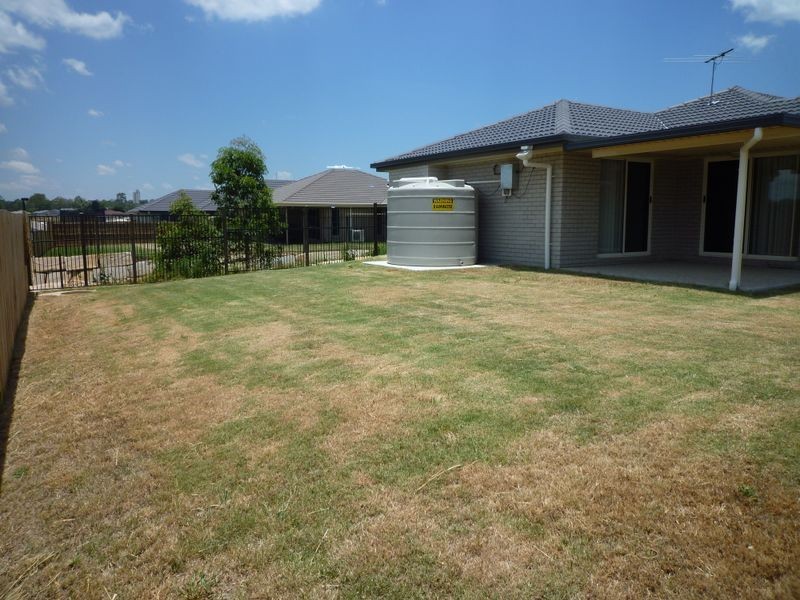 6 Dalray, Raceview QLD 4305