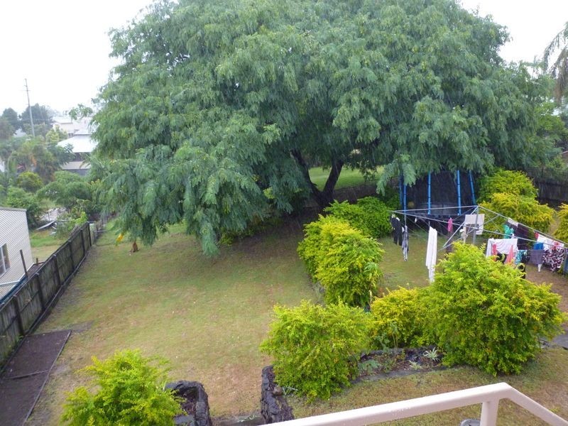 1 Raymond, North Ipswich QLD 4305