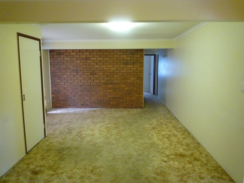 3 Pitceathly, Bundamba QLD 4304