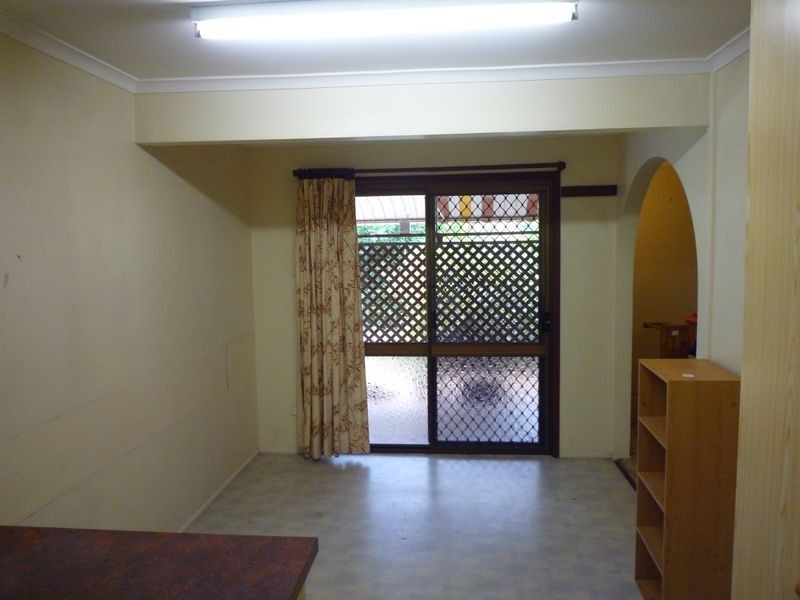 3 Pitceathly, Bundamba QLD 4304