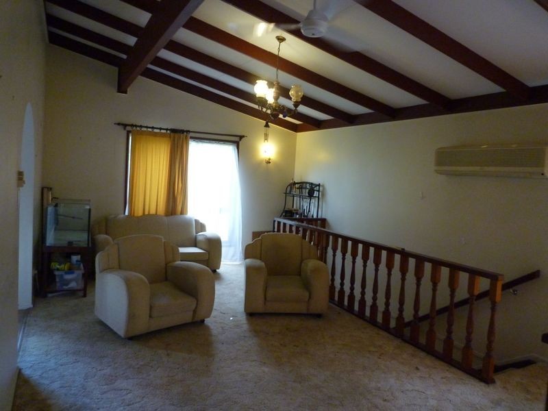 3 Pitceathly, Bundamba QLD 4304