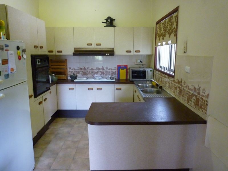 3 Pitceathly, Bundamba QLD 4304