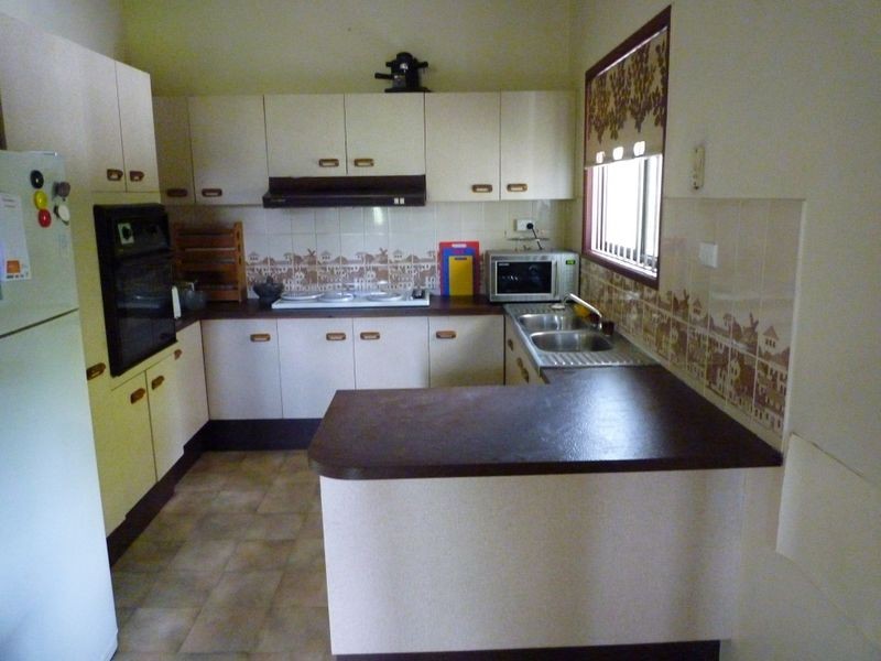 3 Pitceathly, Bundamba QLD 4304