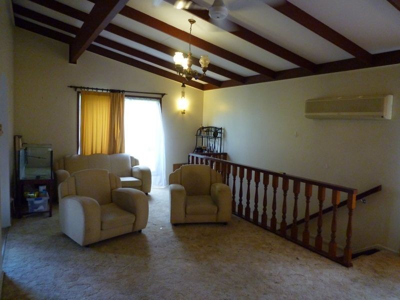 3 Pitceathly, Bundamba QLD 4304