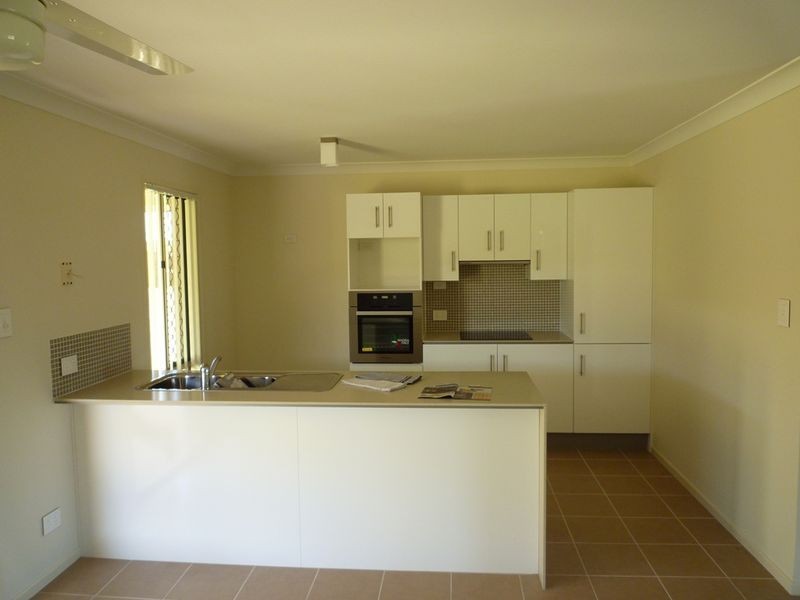44 Tulip, Yamanto QLD 4305