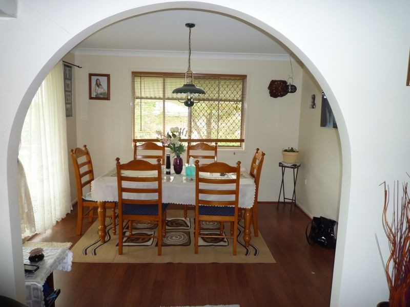 10 Brushbox, Walloon QLD 4306