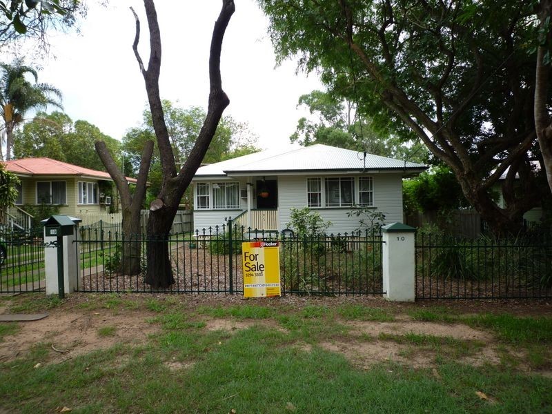 10 Baillieston, Leichhardt QLD 4305