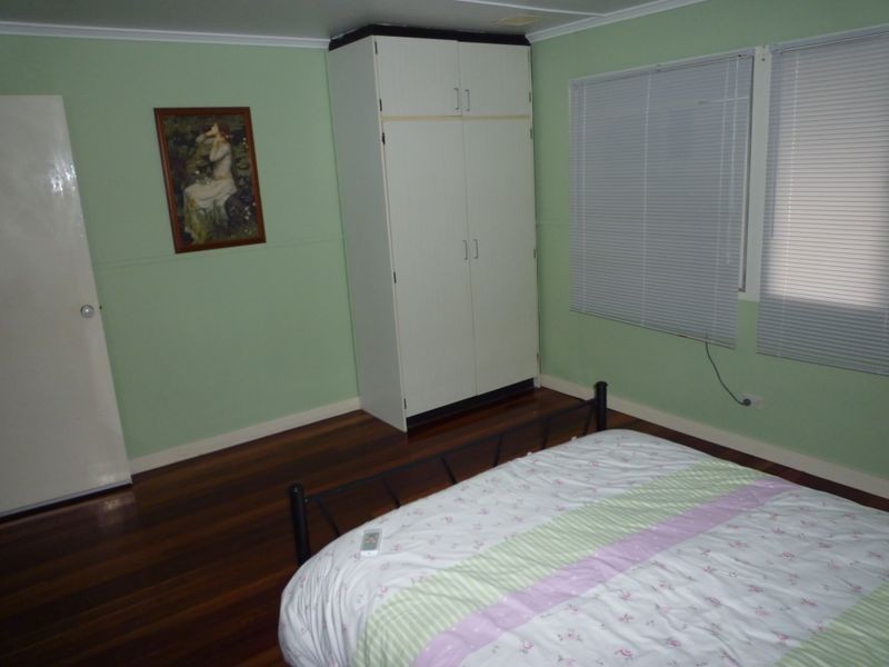 10 Baillieston, Leichhardt QLD 4305