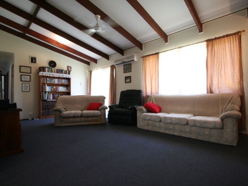 47 William Street, Grandchester QLD 4340