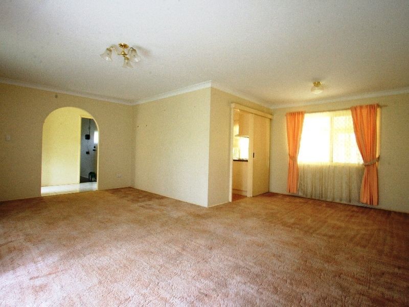 66 Deebing Creek Road, Yamanto QLD 4305