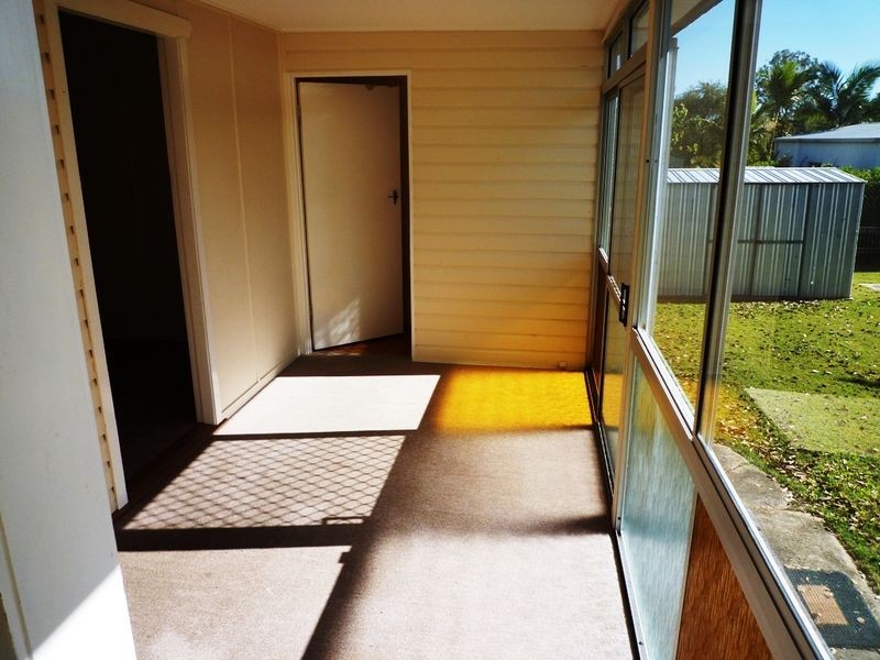 6 Huish Street, Eastern Heights QLD 4305