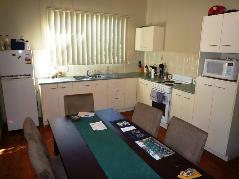 15 Elms Street, Bundamba QLD 4304