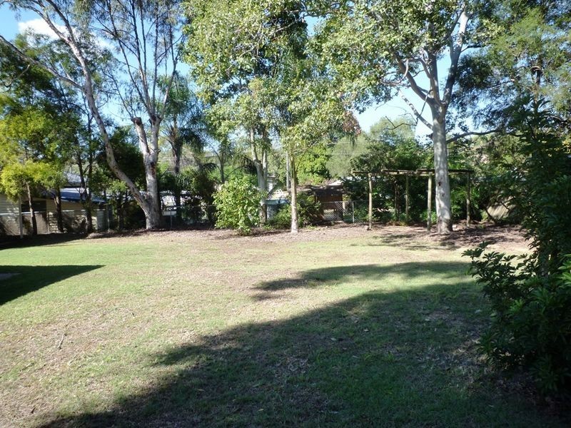 15 Elms Street, Bundamba QLD 4304