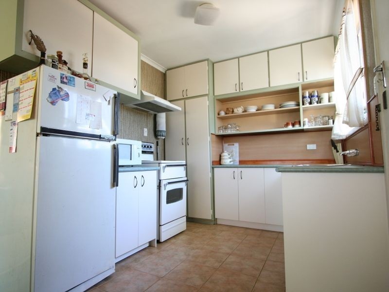 122 Moores Pocket Road, Moores Pocket QLD 4305