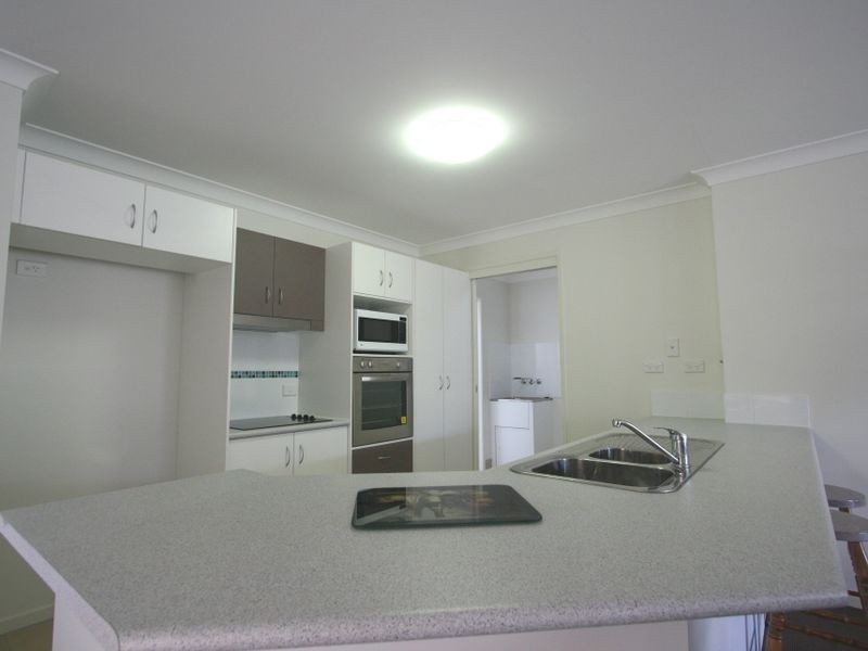 52/45 Sealy Street, Silkstone QLD 4304