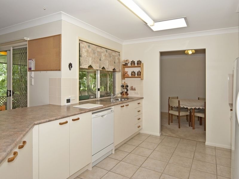 37 Jacana Crescent, Flinders View QLD 4305