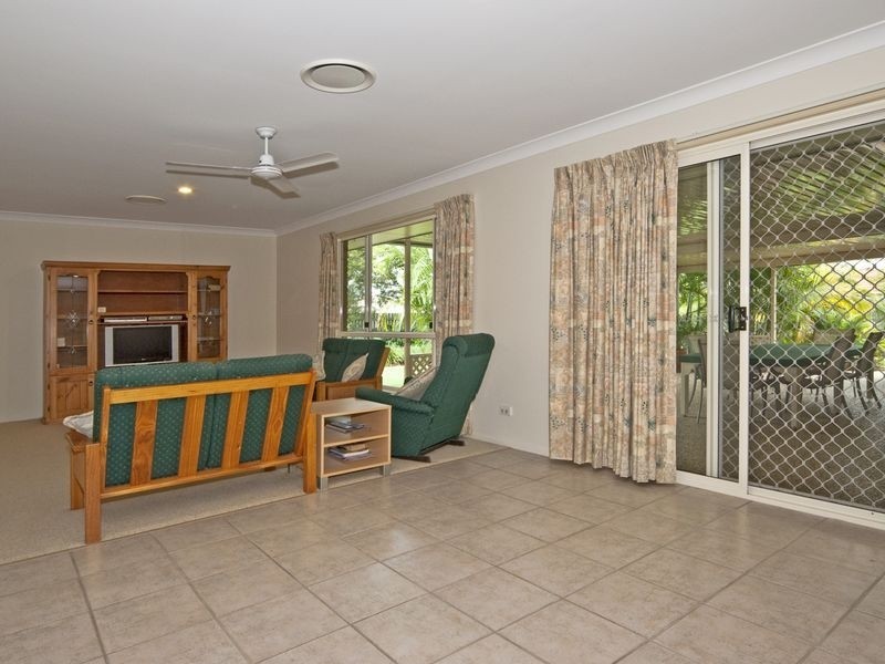 37 Jacana Crescent, Flinders View QLD 4305