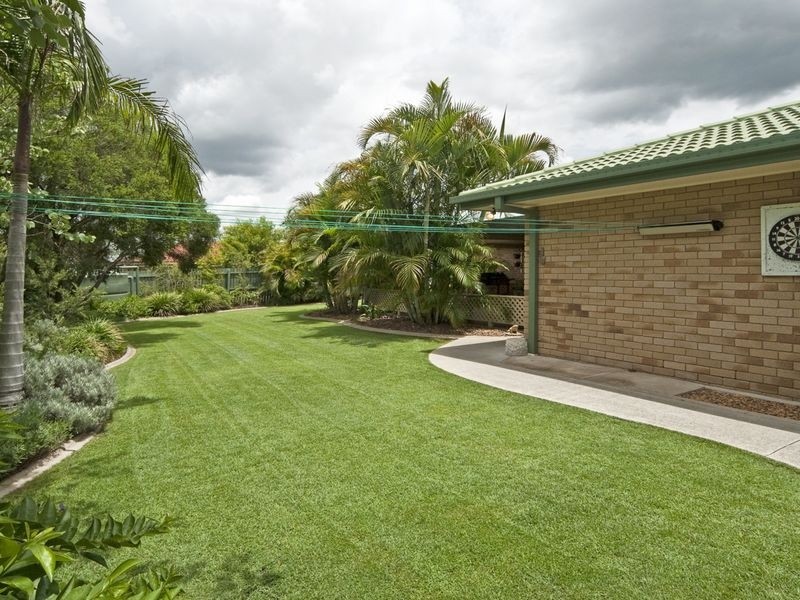 37 Jacana Crescent, Flinders View QLD 4305