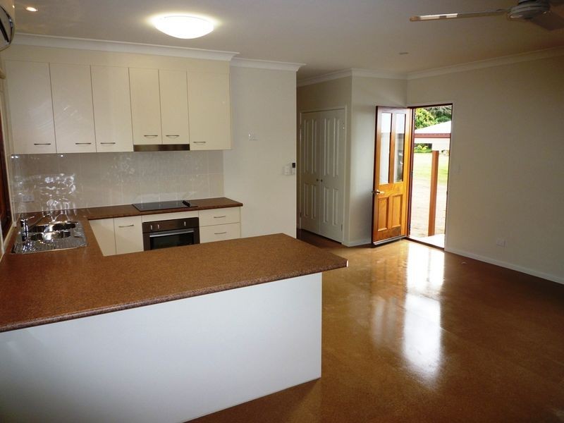 5 Siemons Street, One Mile QLD 4305