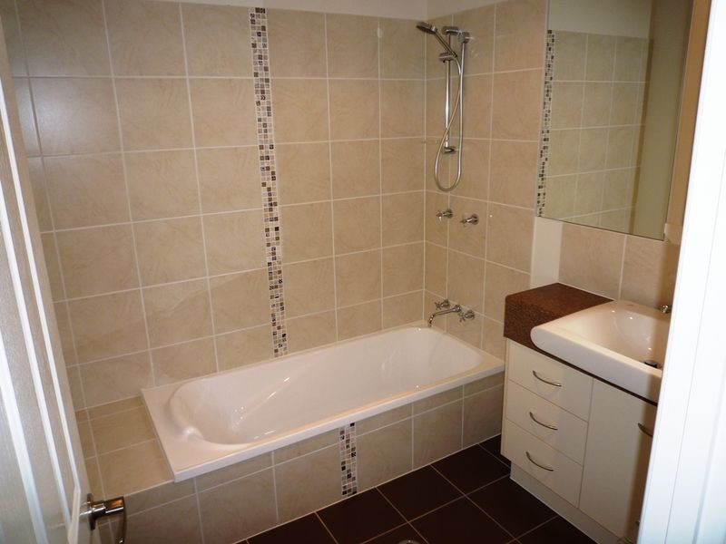 5 Siemons Street, One Mile QLD 4305