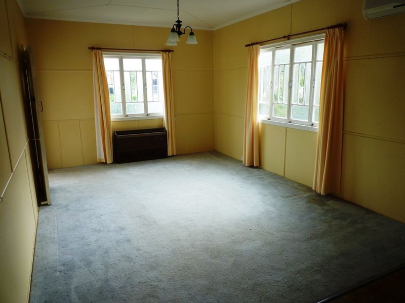 44 Bourke Street, Brassall QLD 4305