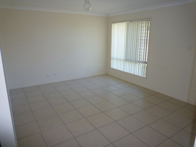 7 Lyndale Place, Fernvale QLD 4306