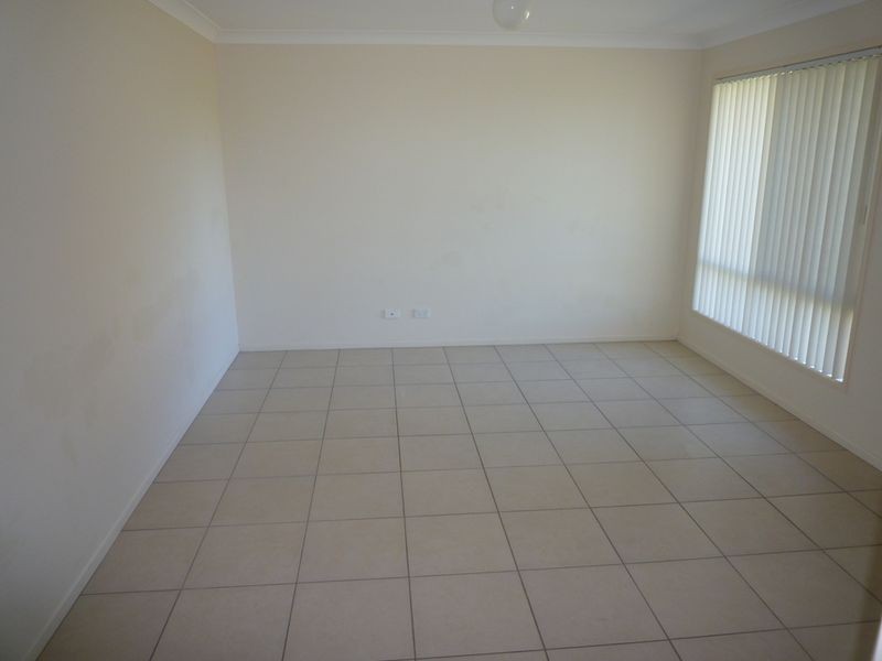 7 Lyndale Place, Fernvale QLD 4306