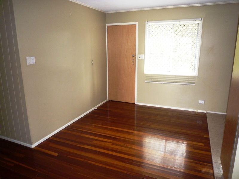 8 Olive Street, Raceview QLD 4305