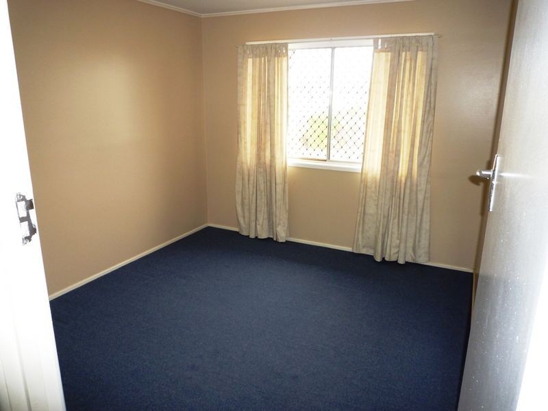 8 Olive Street, Raceview QLD 4305