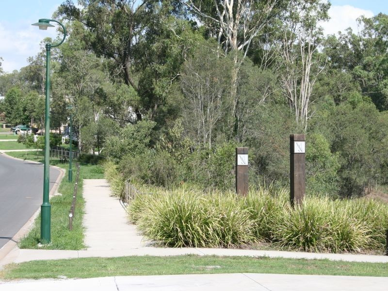 25 Merlot Place, Pine Mountain QLD 4306
