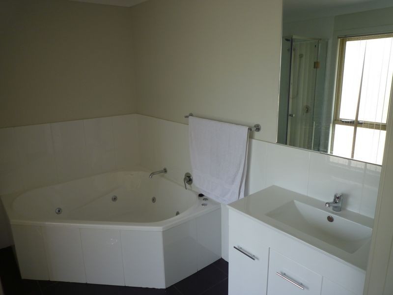 128 Brookwater Drive, Brookwater QLD 4300