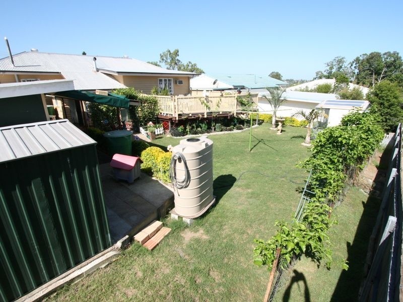 32 Emerald Street, Brassall QLD 4305