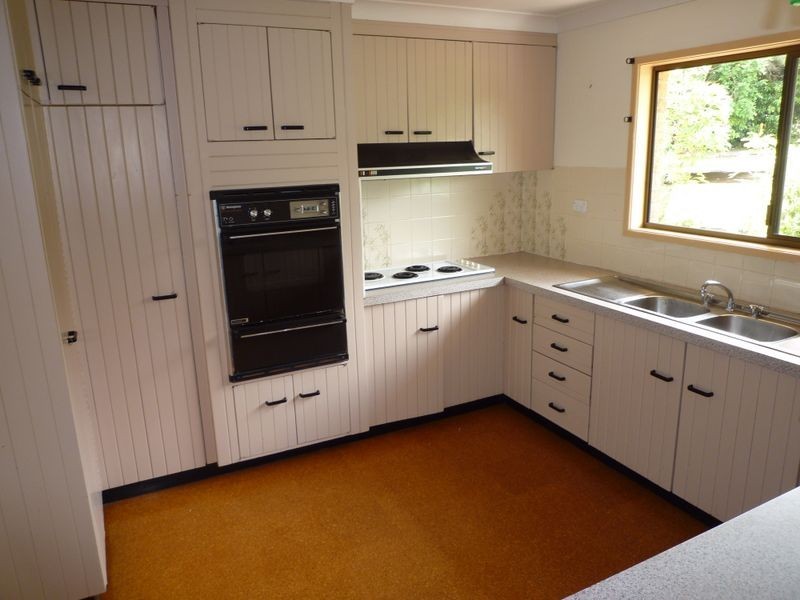 29 McGregor Street, Harrisville QLD 4307