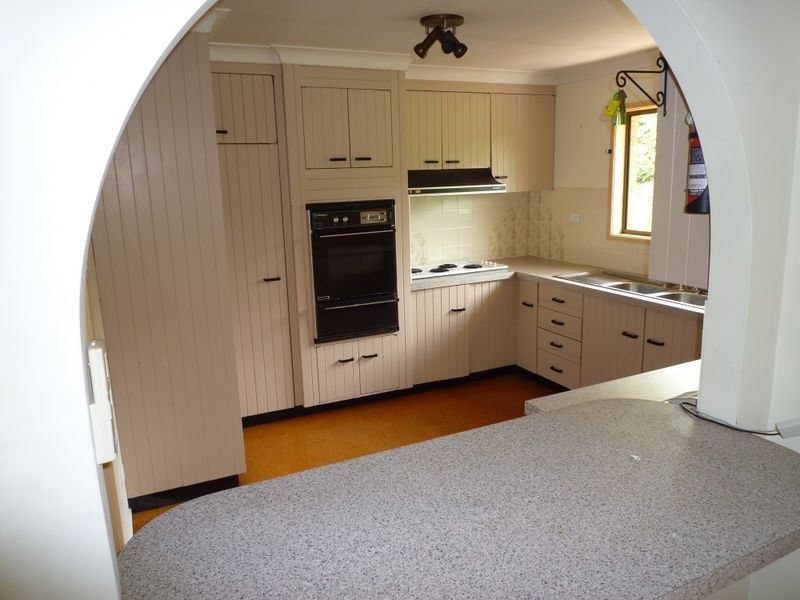 29 McGregor Street, Harrisville QLD 4307