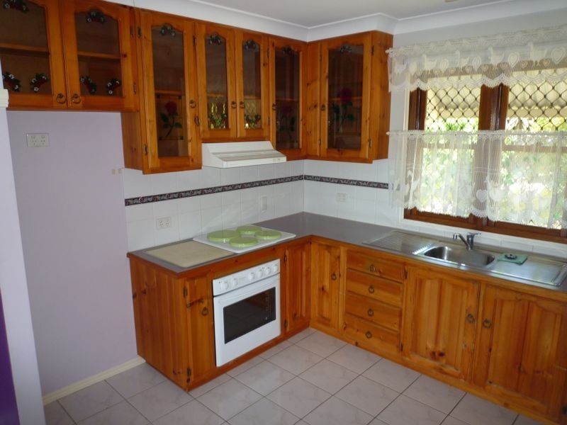 6 Spencer Street, Churchill QLD 4305