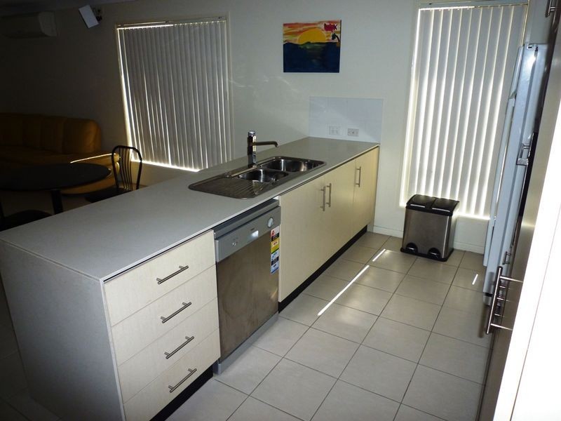 24 Bosswood Court, Yamanto QLD 4305