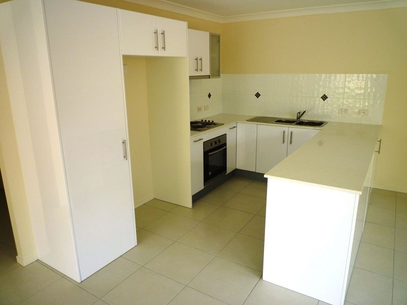 2/23a Shelley Street, Brassall QLD 4305