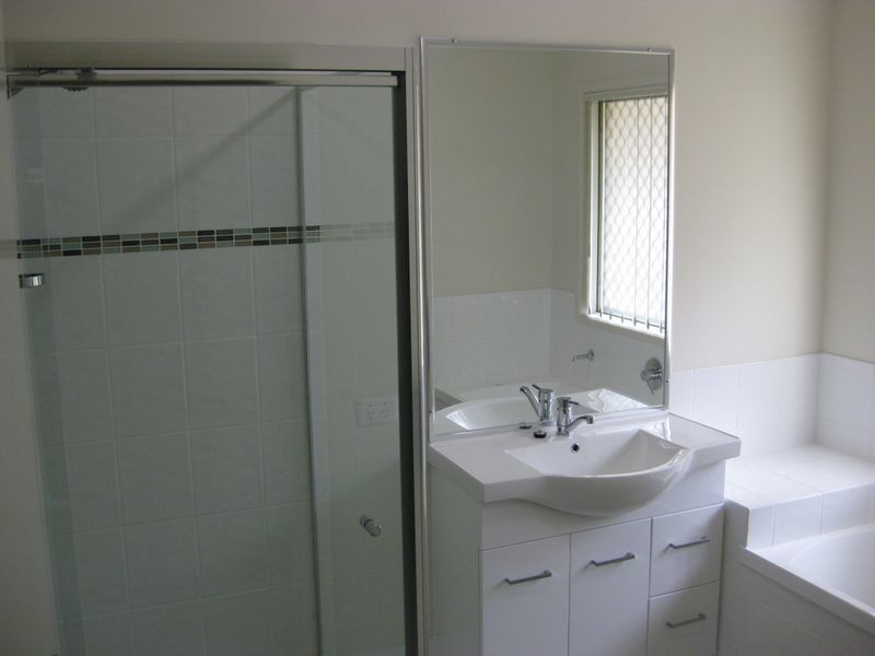 24 O’Brien Court, Collingwood Park QLD 4301