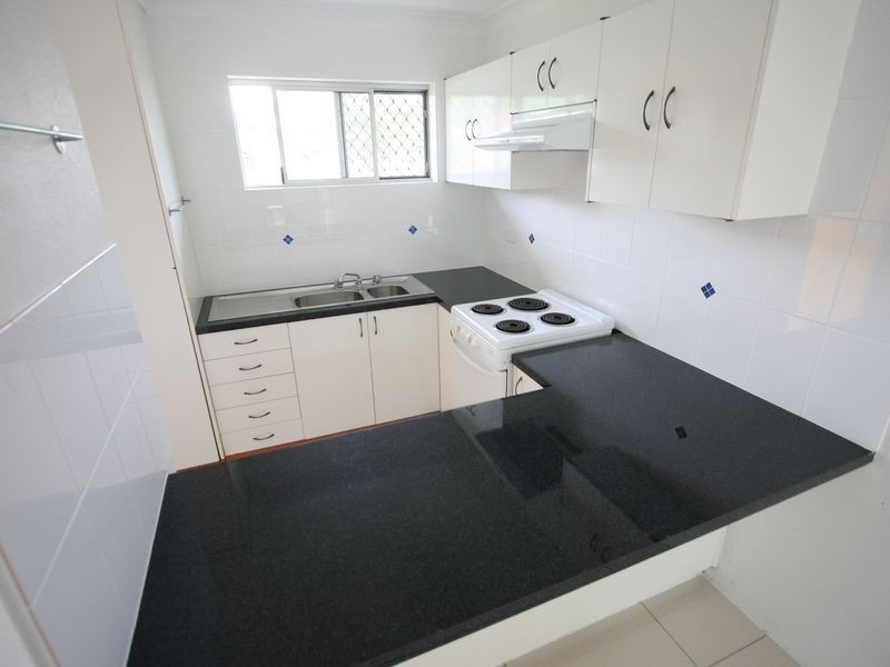 3/144 GLEBE RD, Booval QLD 4304