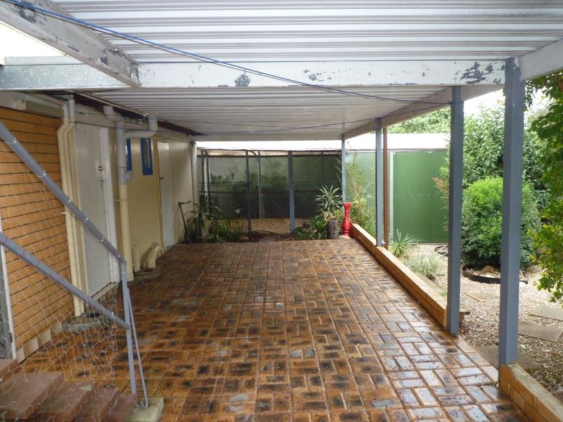 138 Lobb Street, Churchill QLD 4305