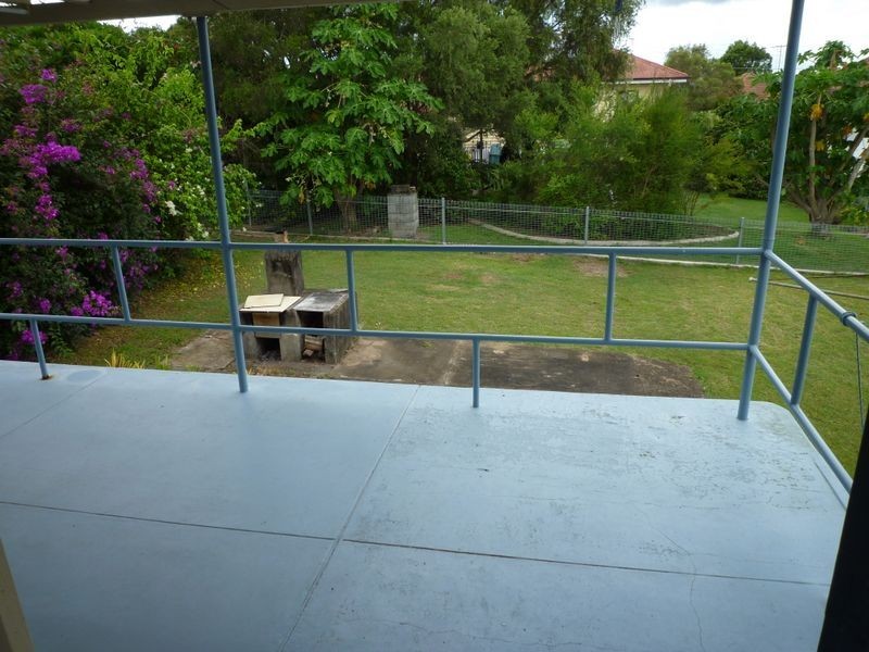 24 Grange Road, Silkstone QLD 4304