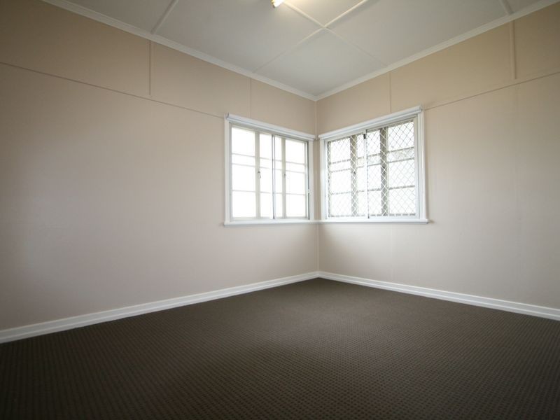 35 Ferrett Street Sadliers Crossing, Ipswich QLD 4305