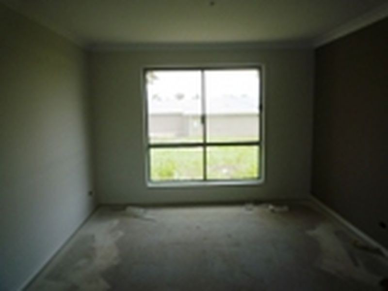 135 Sarah Dr, Yamanto QLD 4305