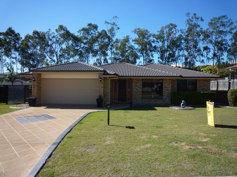 8 Chestunut Drive, Flinders View QLD 4305