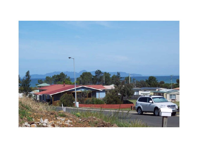 8 Cooks Court, Swansea TAS 7190